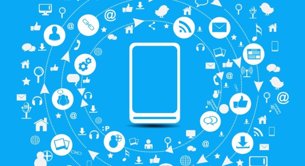 social-network_110003542-012814-int